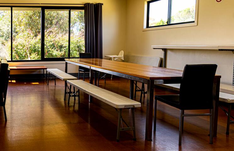 Bellarine Lodge Sleeps 30 gallery image 5