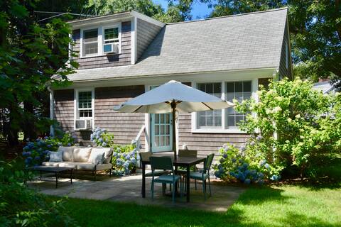 Charming Cape cod cottage, Duxbury