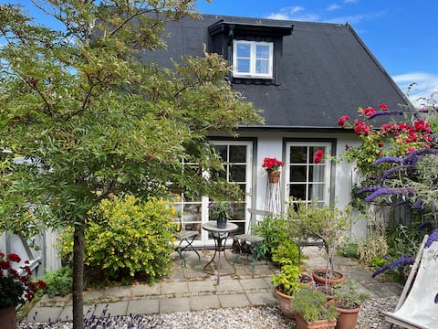 Grändhuset by the sea