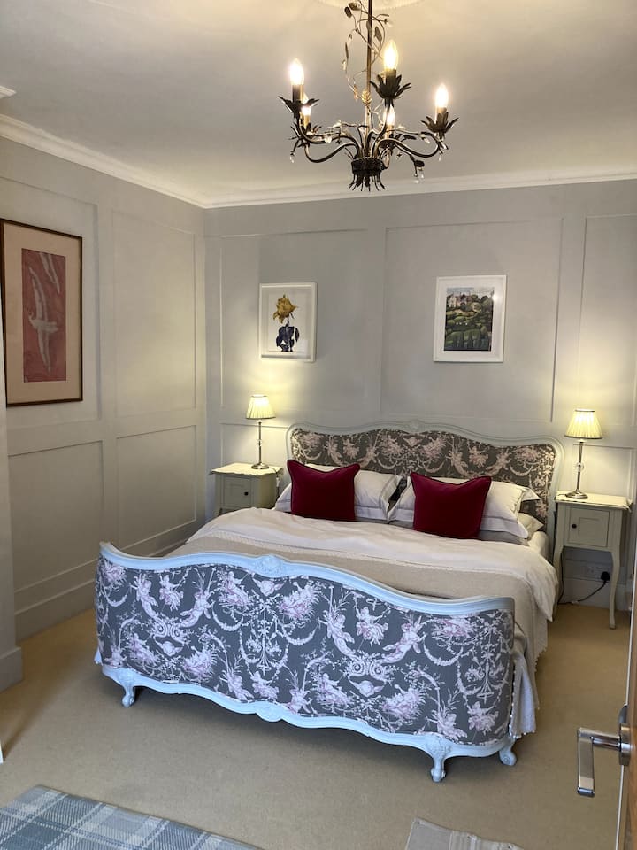 Abbotsleigh Cottage, Freshford, Bath. - Apartments for Rent in ...