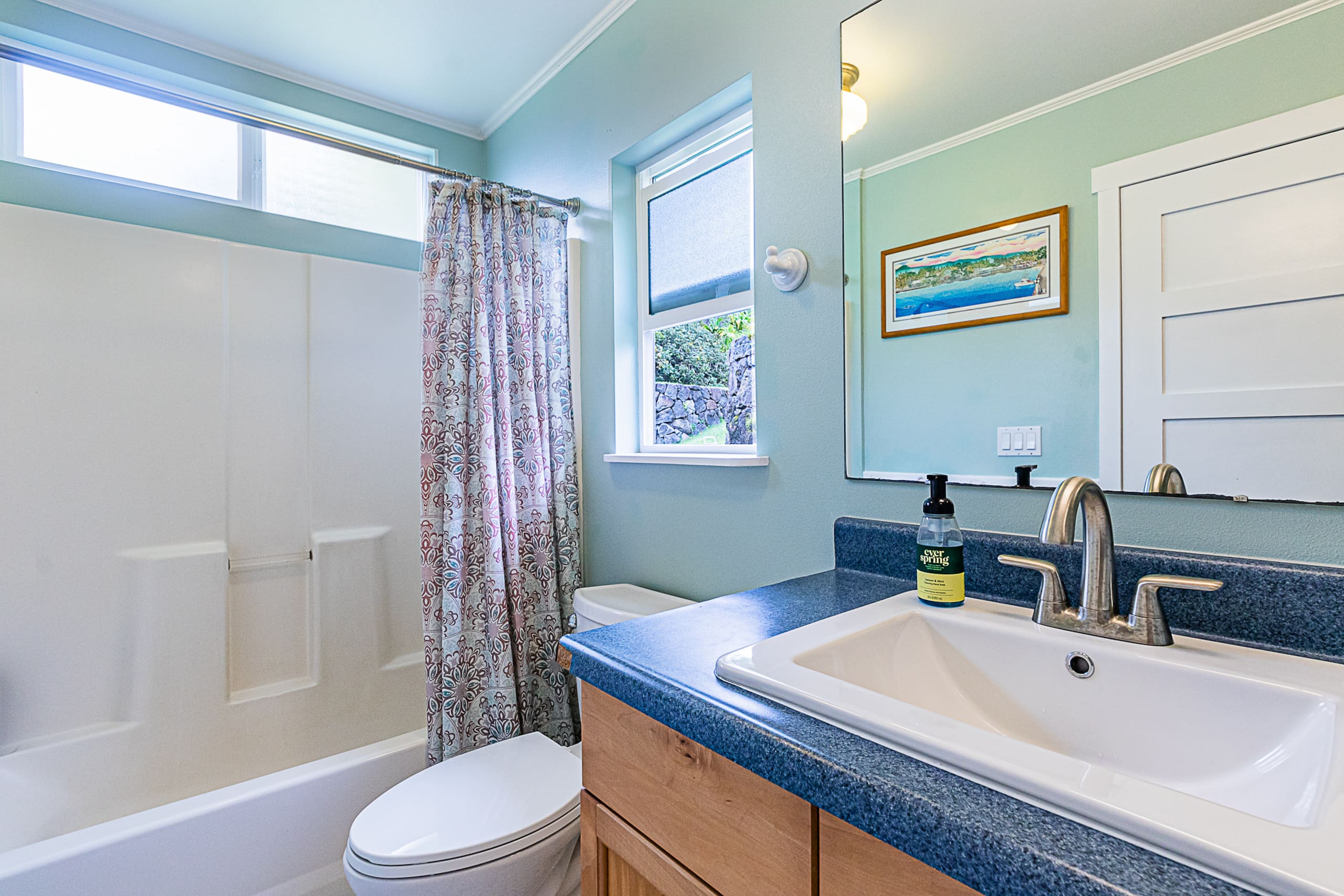Radiant Ocean View Cottage on a Coffee Farm. Very Private. - Image 25