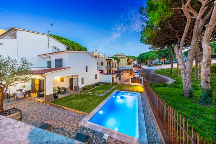 House Apartment L’Escala. Onyarapartment’s