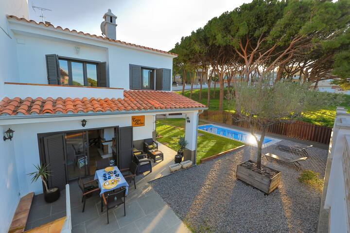 House Apartment L’Escala. Onyarapartment’s gallery image 5