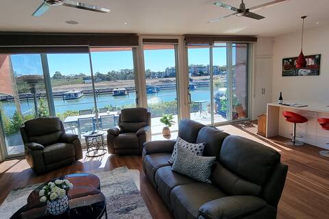 Clearview Waters - 4 King brs, 3 bathrooms & views