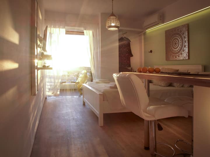 Seaside Secret with sea & sunset view by BluPine Apartments for Rent