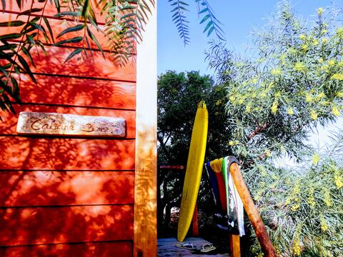 Cabane rouge en bois (5 pers.) Bedobled