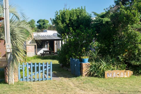 house 2 blocks from the beach MACALI