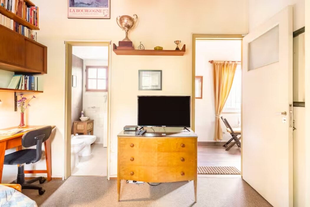Habitación amoblada en planta baja en Núñez