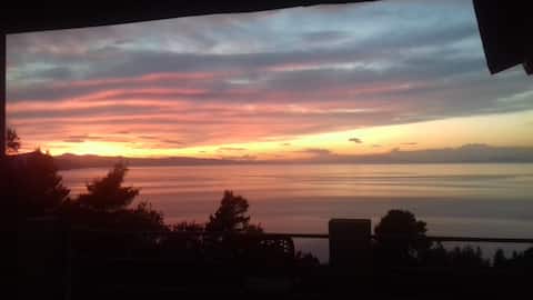 Sunset View -treehouse