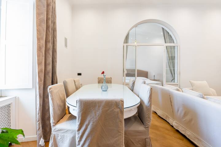 Luxury Laura Family apartment Roma gallery image 3
