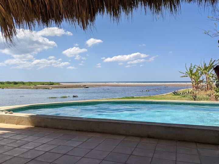 Casa Mira Flores