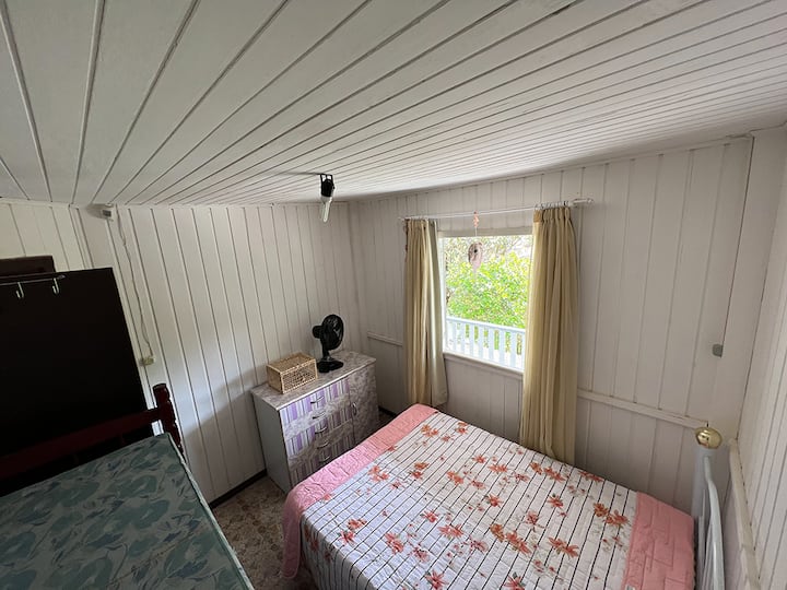 ห้อง NR: 03 วิวทะเลสาบ

เตียงคู่ + เตียงสองชั้น