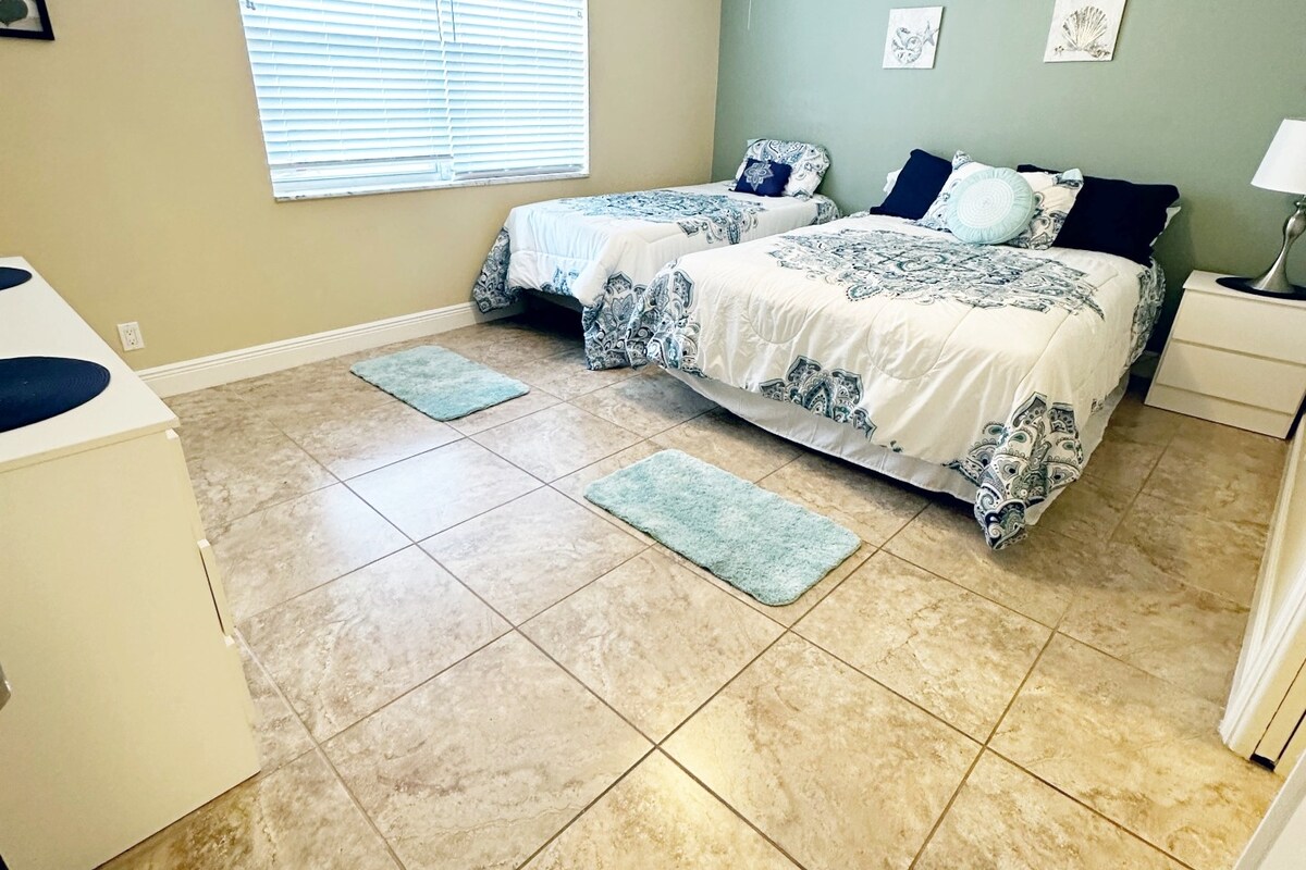 Kifaa cha kujipambia cha chumba cha kulala na stendi ya usiku 