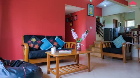 4BHK Spacious Duplex Villa Cook-Cartkr-Parkng-WiFi