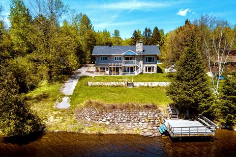 Cottage on Pontbriand Lake