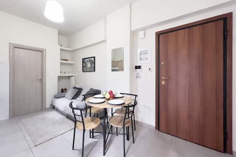 Top performing Airbnb: Cozy Cityscape Apartment in Athens in ΠΑΓΚΡΑΤΙ Ι