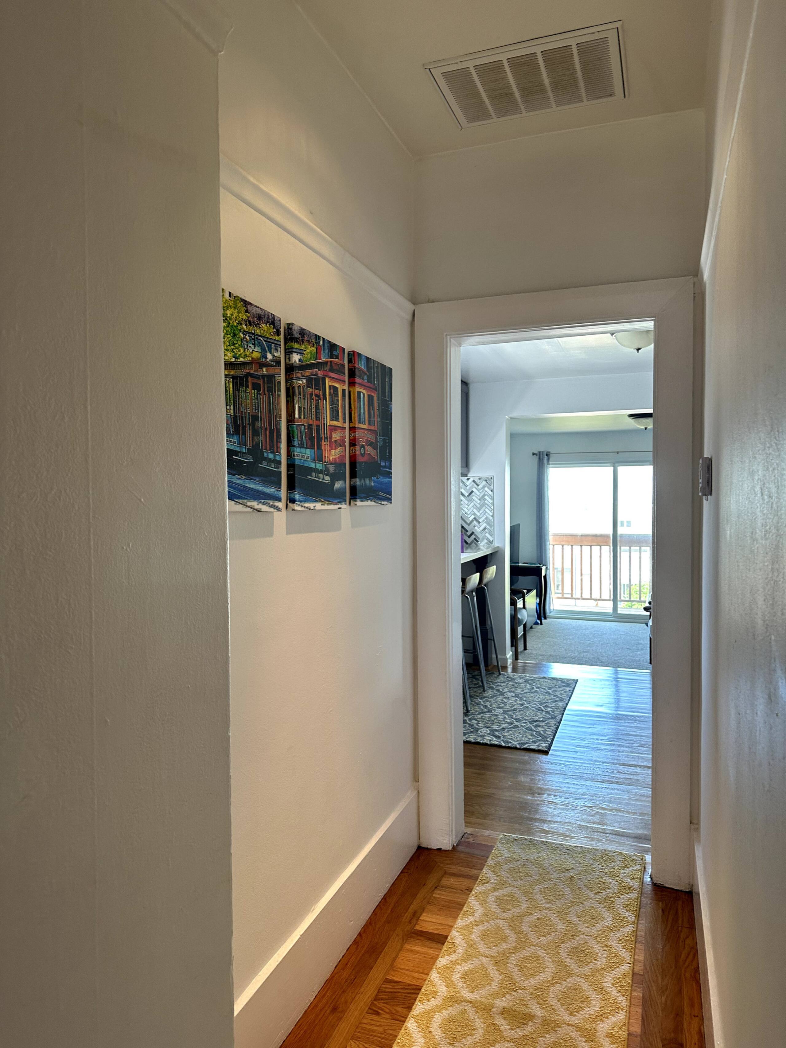 Home in San Francisco · ★4.9 · 3 bedrooms · 4 beds · 1 bath - Image 24