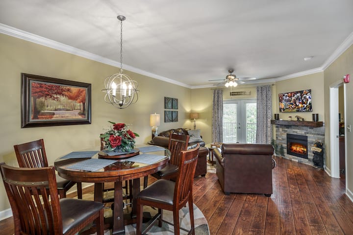 Condo, 2 King Suites, Wifi, Near Dollywood/leconte - Pigeon Forge