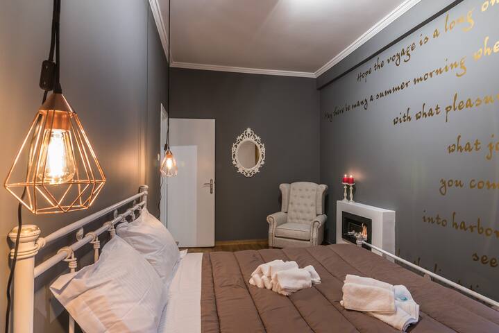 Walk to Iconic Athenian Locations from a Chic Home gallery image 2