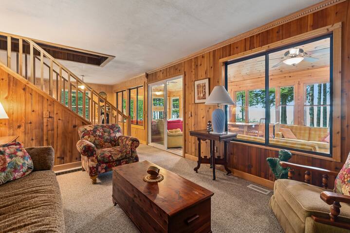 The Mackinaw House Cottages For Rent In Mackinaw City Michigan United States