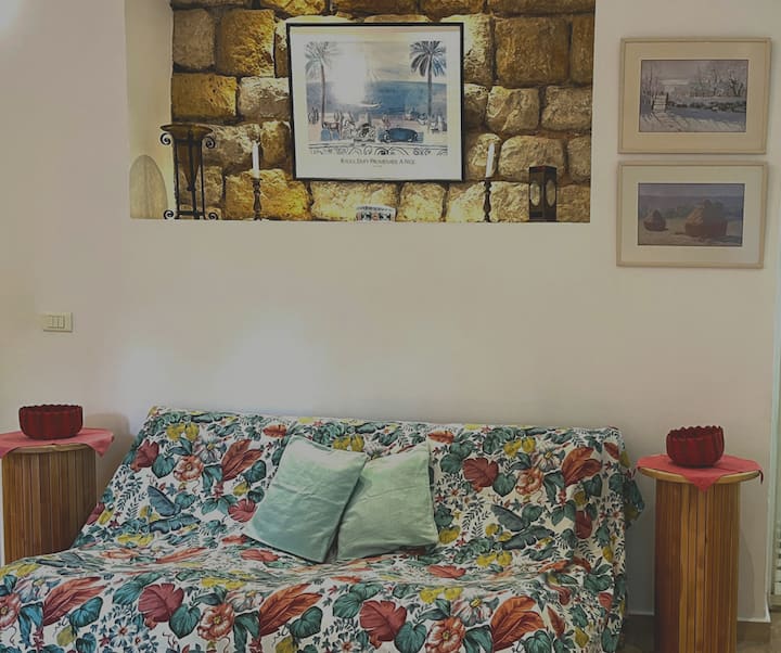 Sunny Cedar Suite - Lebanon