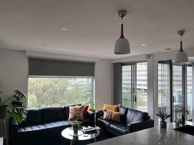 2 Bedroom 2 Bathroom- Across from Austin Hospital gallery image 2