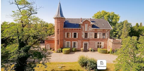Château du Buc, prestigious rental, South West