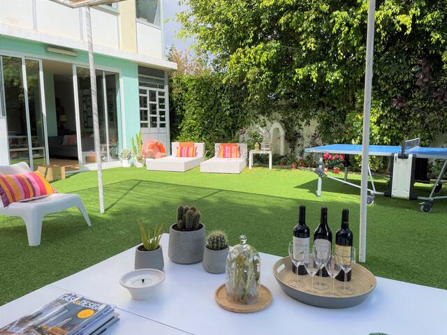 Lisbon Beach Villa gallery image 4