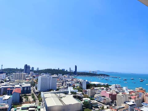 the base  City Center Large Balcony Sea View Apartment/Suitable for 2 people/Accommodates 4 people (