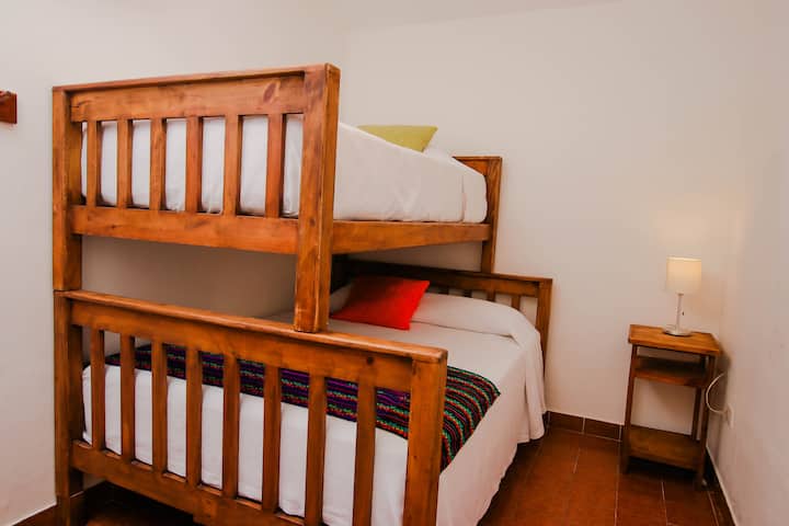 საძინებელი 1