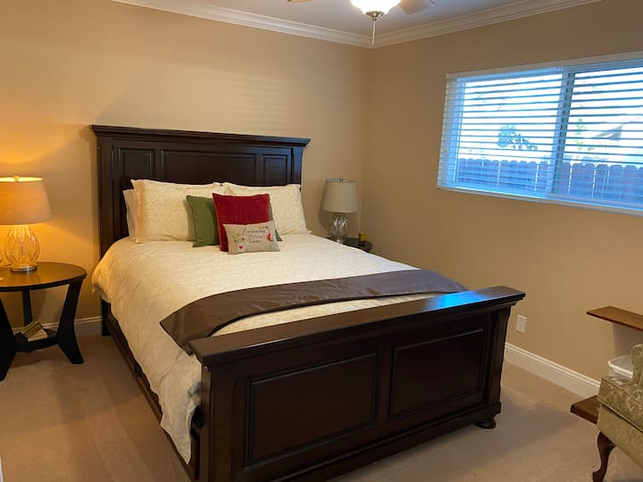 「爱花...」卧室