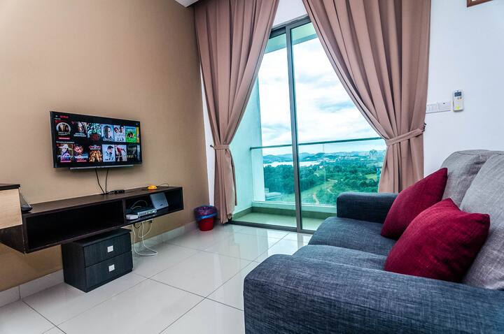 Studio Resort Pool W Netflix Cybersquare Idealhub Condominiums For Rent In Cyberjaya Selangor Malaysia