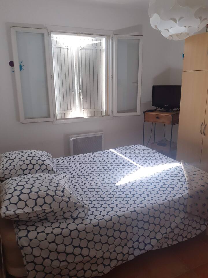 חדר שינה 1 עם טלוויזיה + Canal, Canal Sat, להיות, OCS...