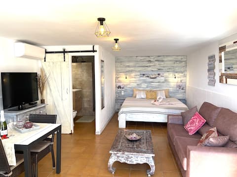 Casita Risa, Viñuela, Costa del Sol.