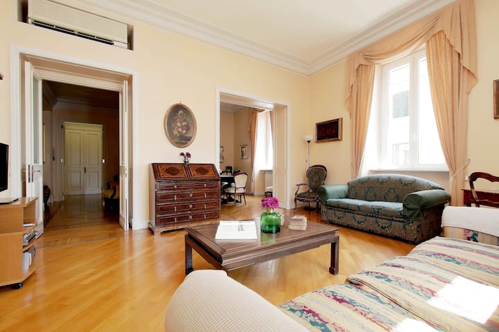 Vatican House Via Terenzio