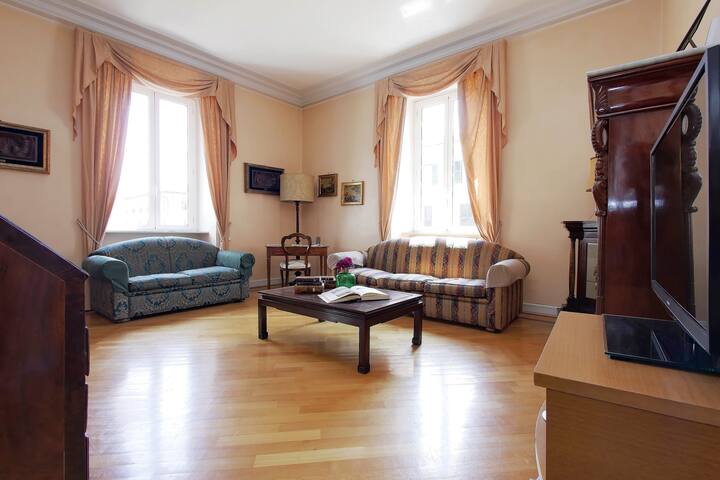 Vatican House Via Terenzio gallery image 3