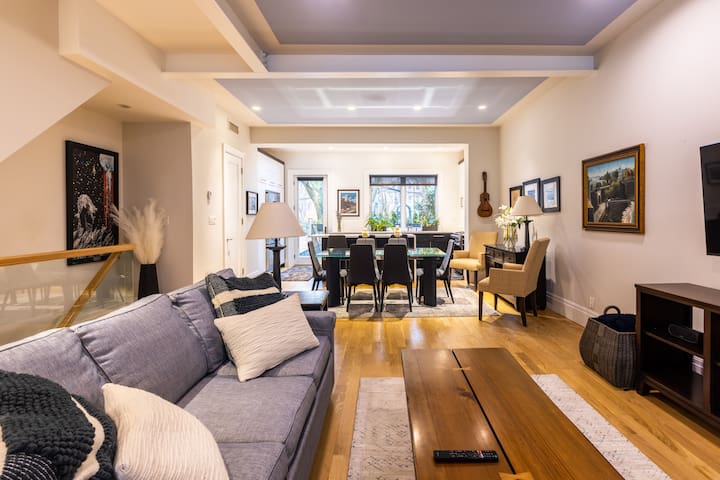 Duplex, One Of A Kind, in Heart of Williamsburg