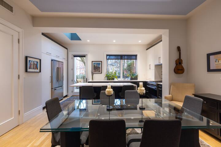 Duplex, One Of A Kind, in Heart of Williamsburg gallery image 5