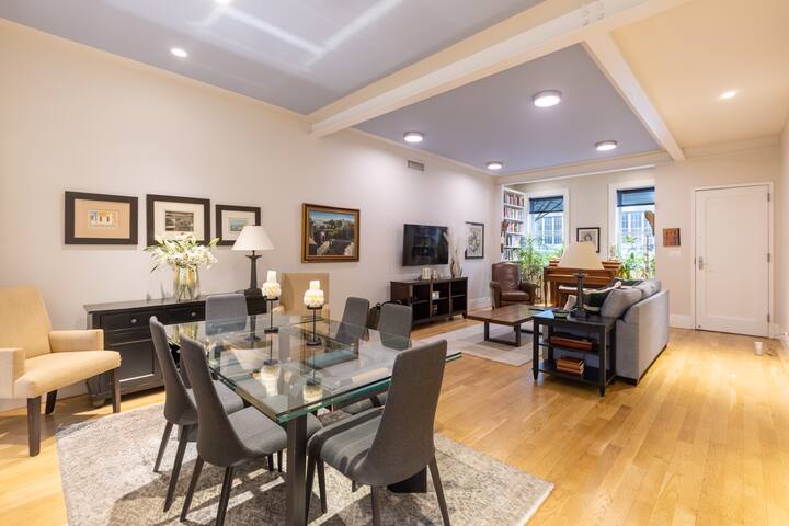 Duplex, One Of A Kind, in Heart of Williamsburg gallery image 3