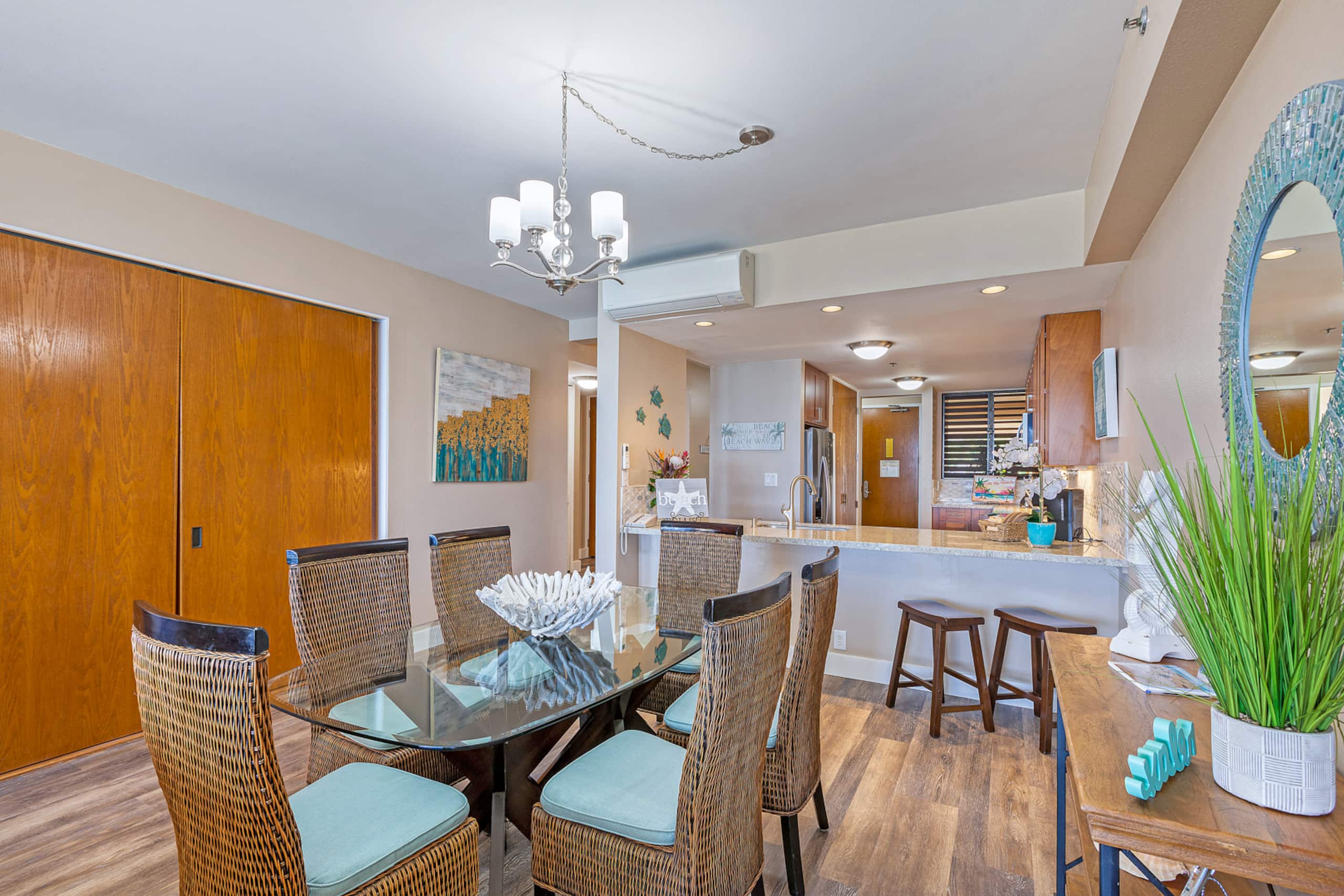 Condo in Lahaina · ★4.94 · 2 bedrooms · 4 beds · 2 baths - Image 35