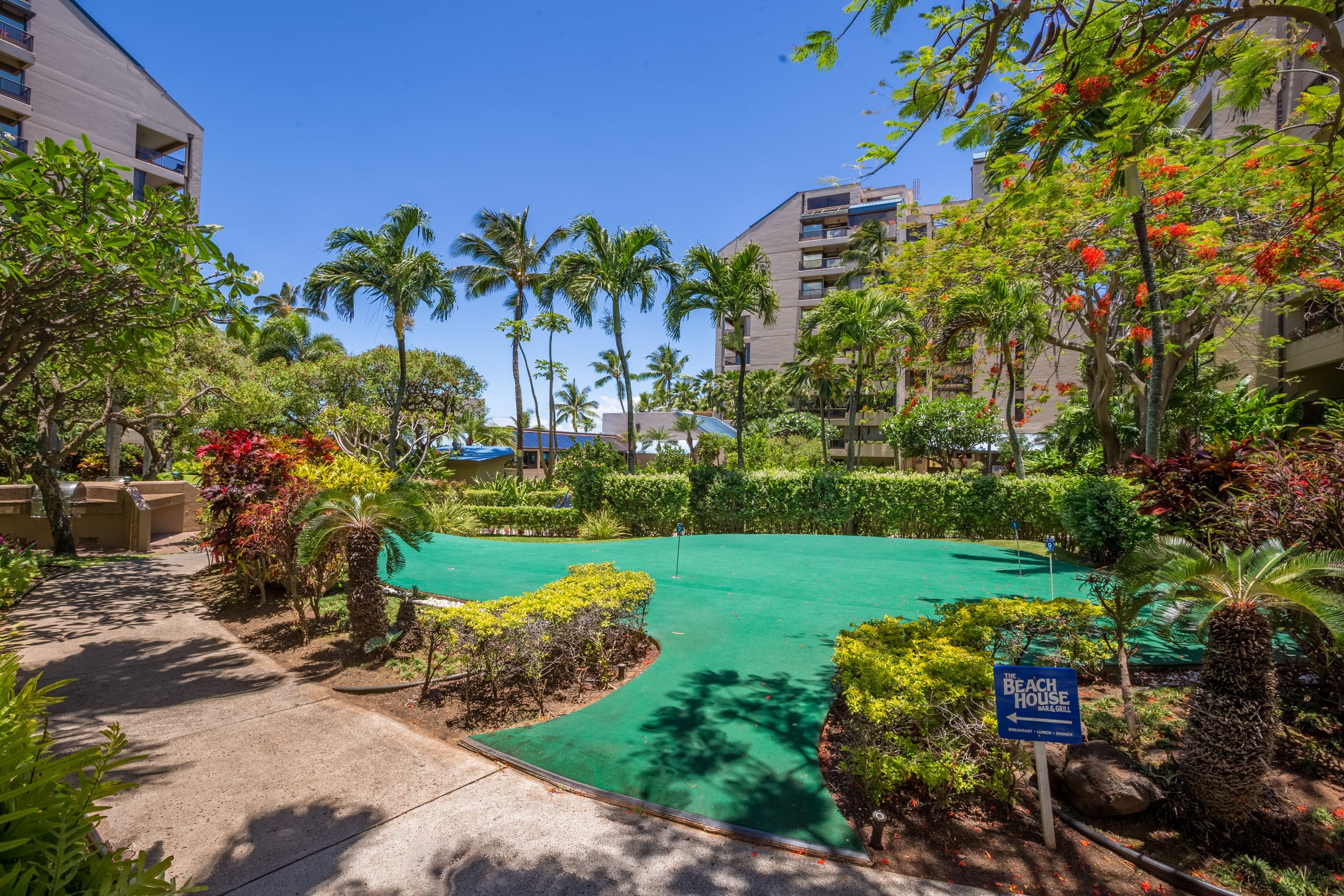 Condo in Lahaina · ★4.94 · 2 bedrooms · 4 beds · 2 baths - Image 39
