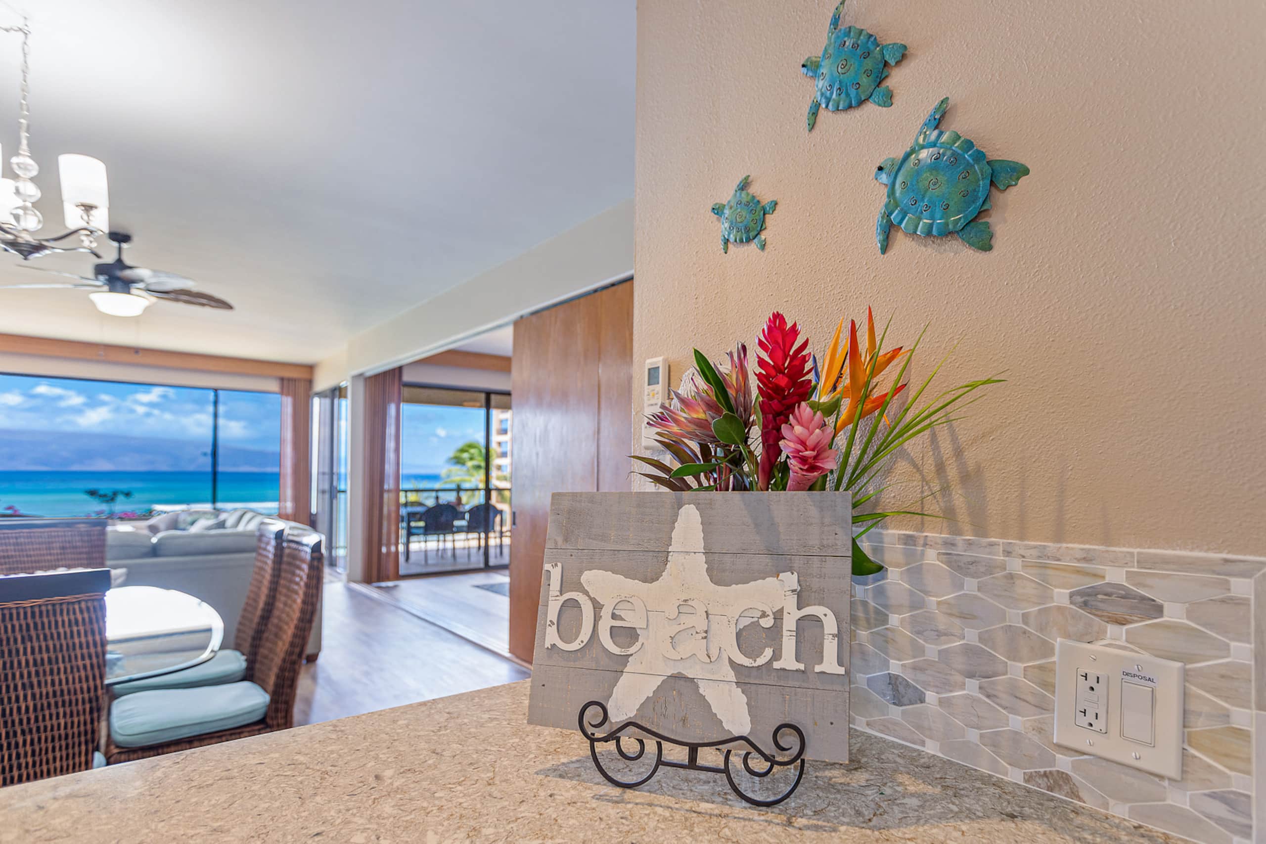 Condo in Lahaina · ★4.94 · 2 bedrooms · 4 beds · 2 baths - Image 42