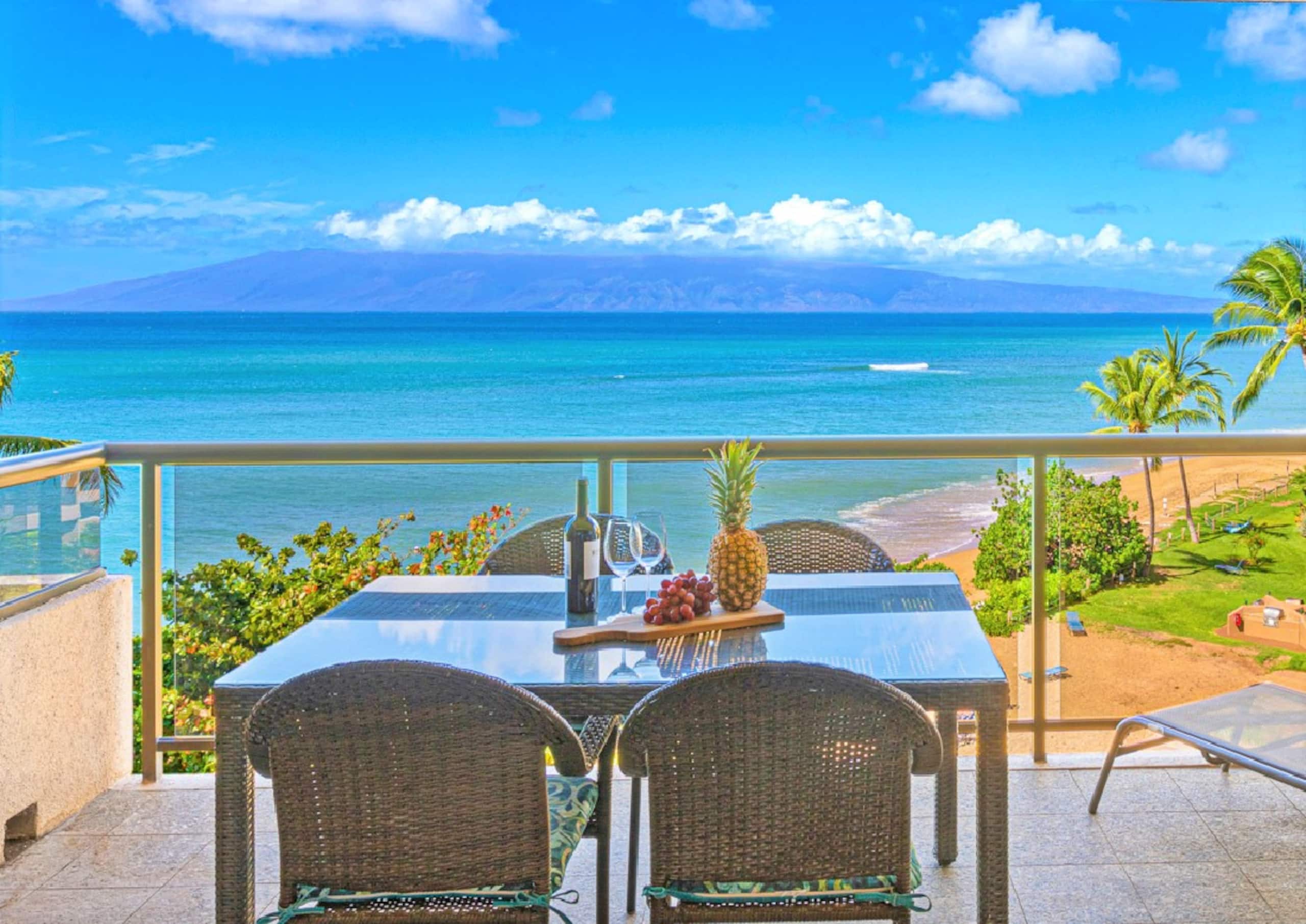 Condo in Lahaina · ★4.94 · 2 bedrooms · 4 beds · 2 baths - Image 1
