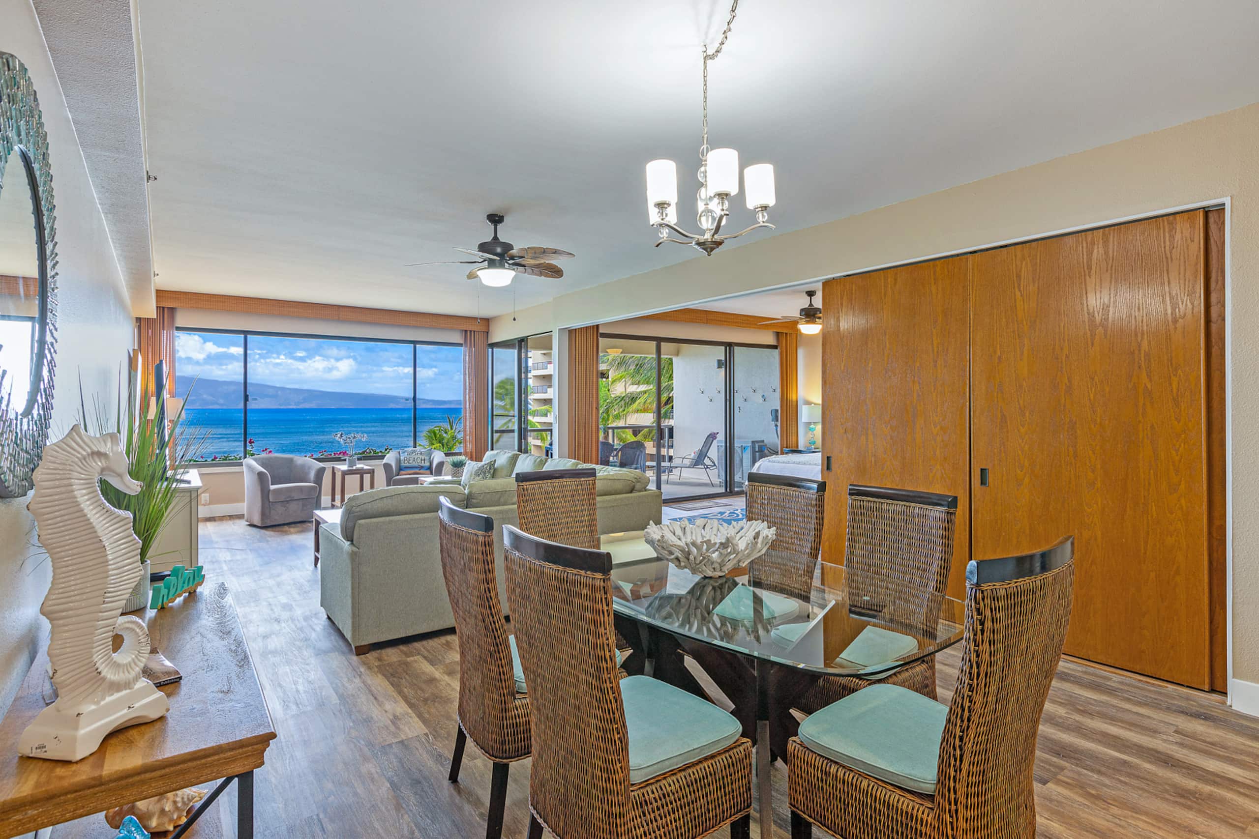 Condo in Lahaina · ★4.94 · 2 bedrooms · 4 beds · 2 baths - Image 36