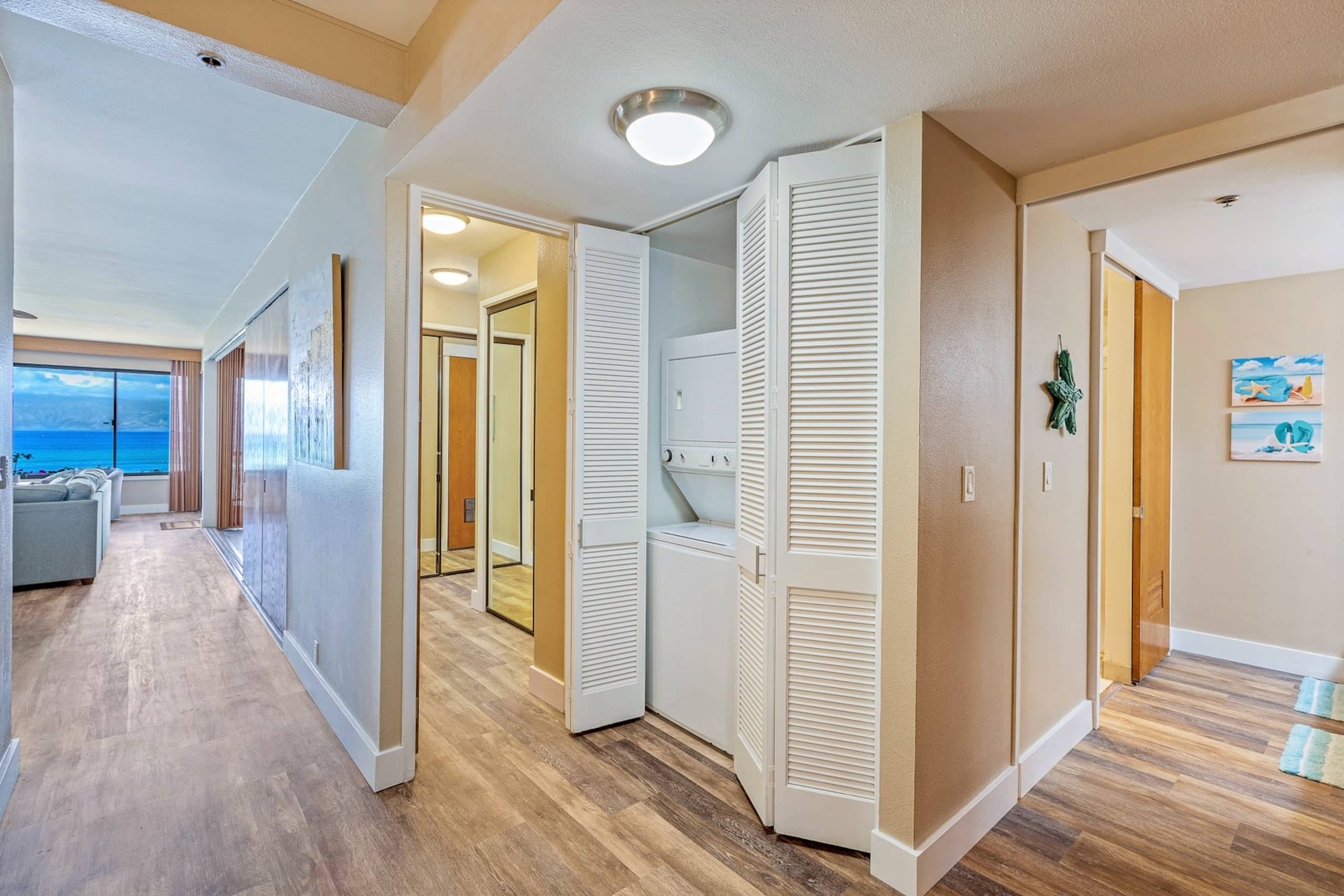 Condo in Lahaina · ★4.94 · 2 bedrooms · 4 beds · 2 baths - Image 18