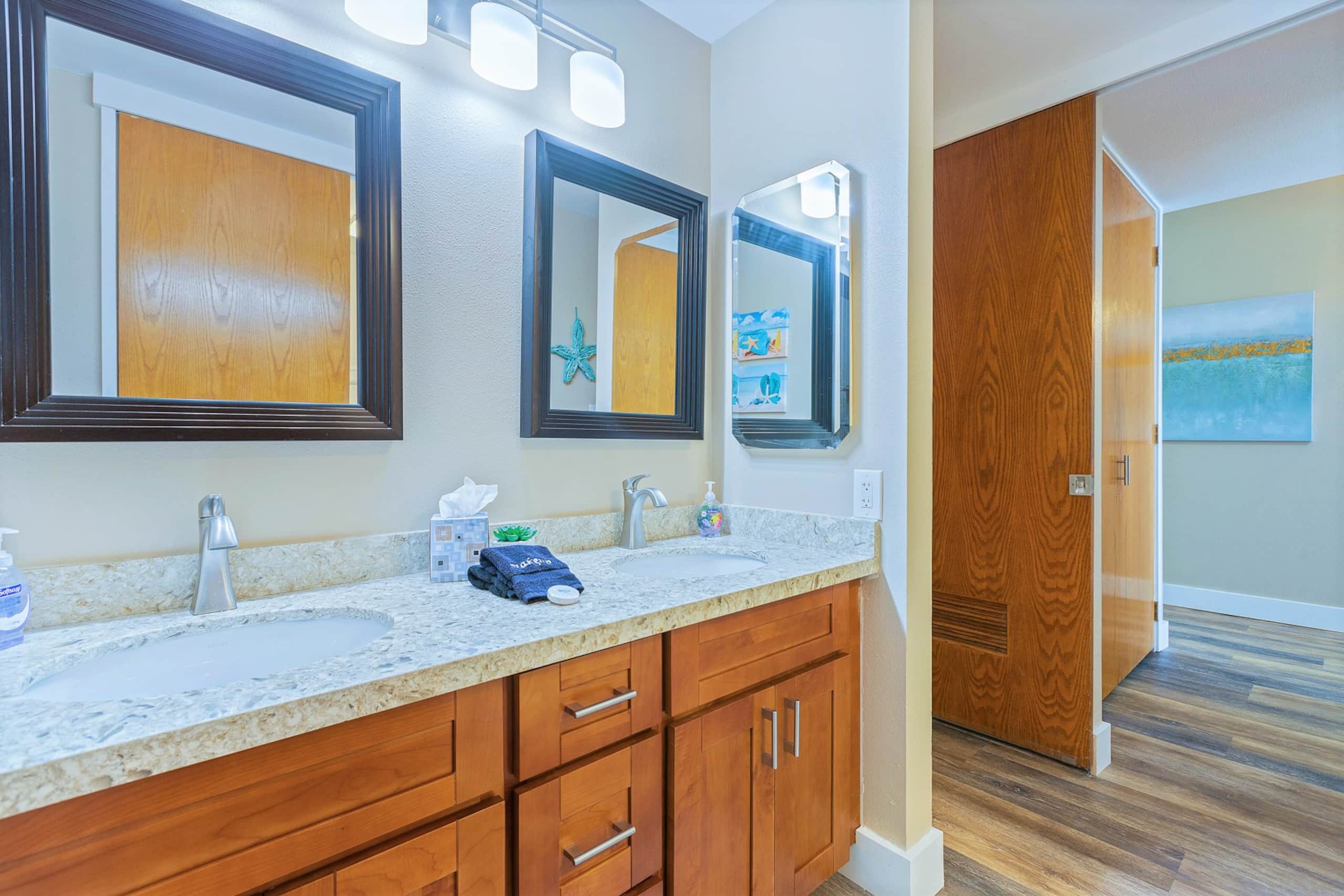 Condo in Lahaina · ★4.94 · 2 bedrooms · 4 beds · 2 baths - Image 33