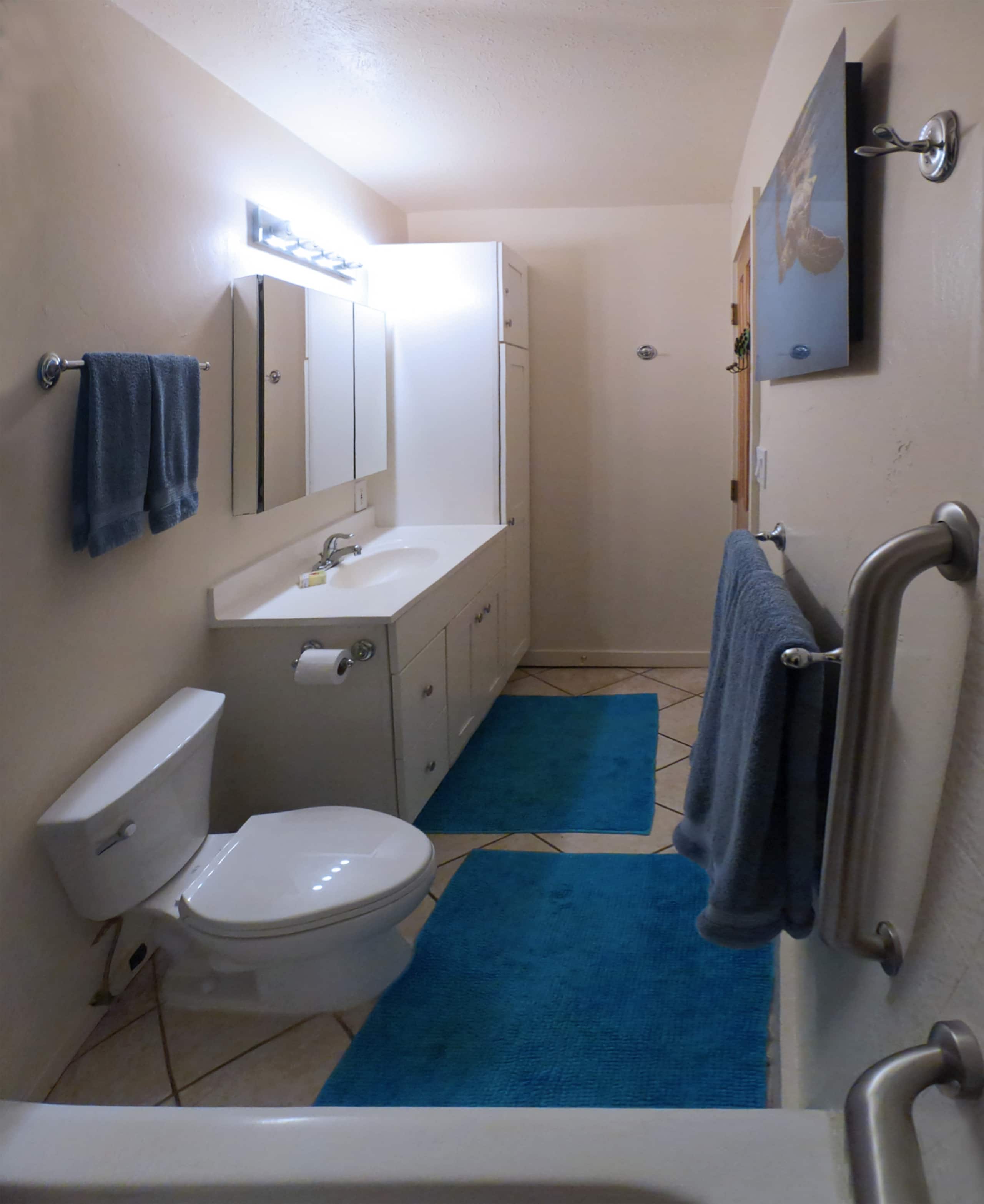 Condo in Kihei · ★4.95 · 1 bedroom · 2 beds · 1 bath - Image 12