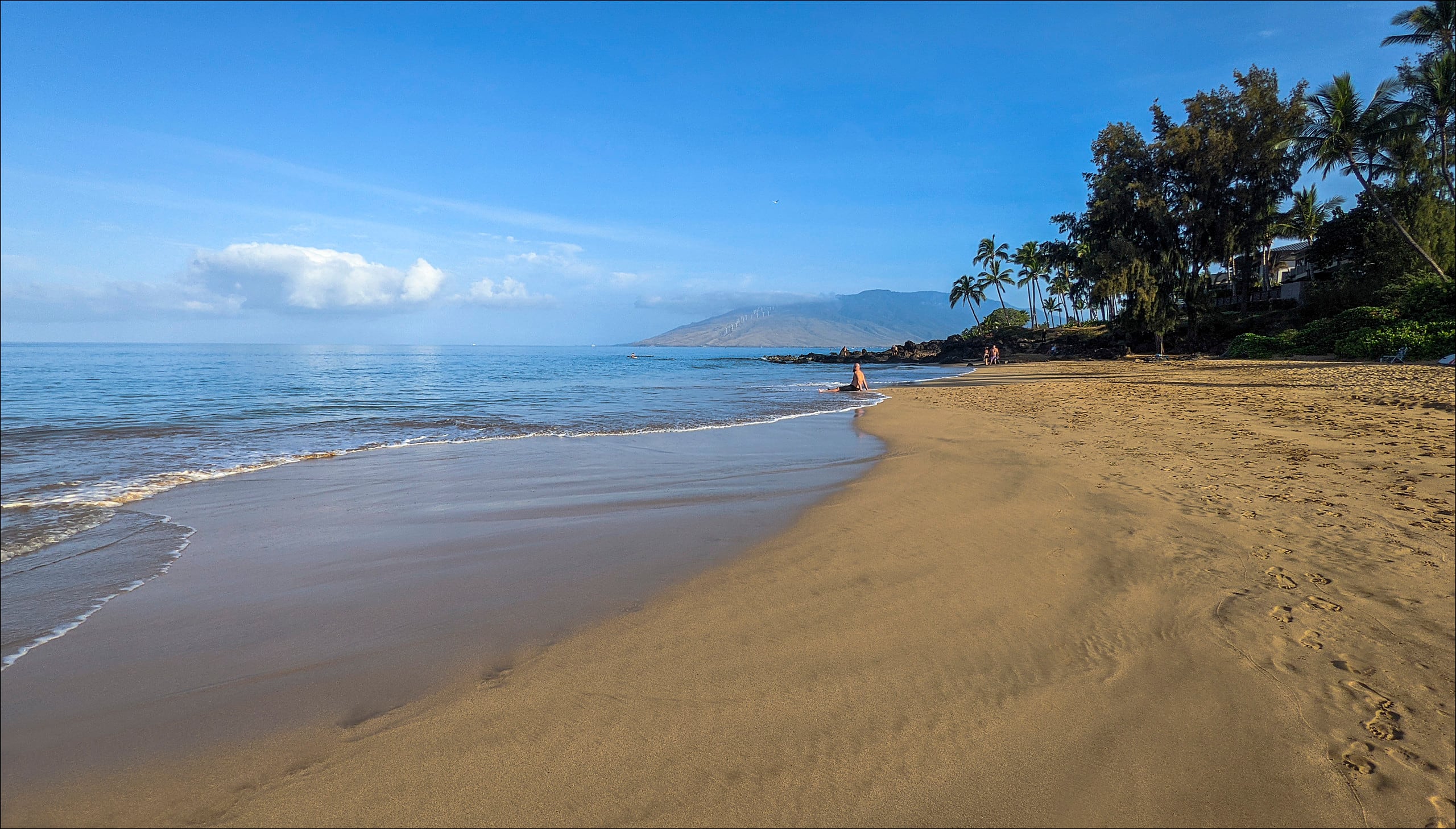 Condo in Kihei · ★4.95 · 1 bedroom · 2 beds · 1 bath - Image 9