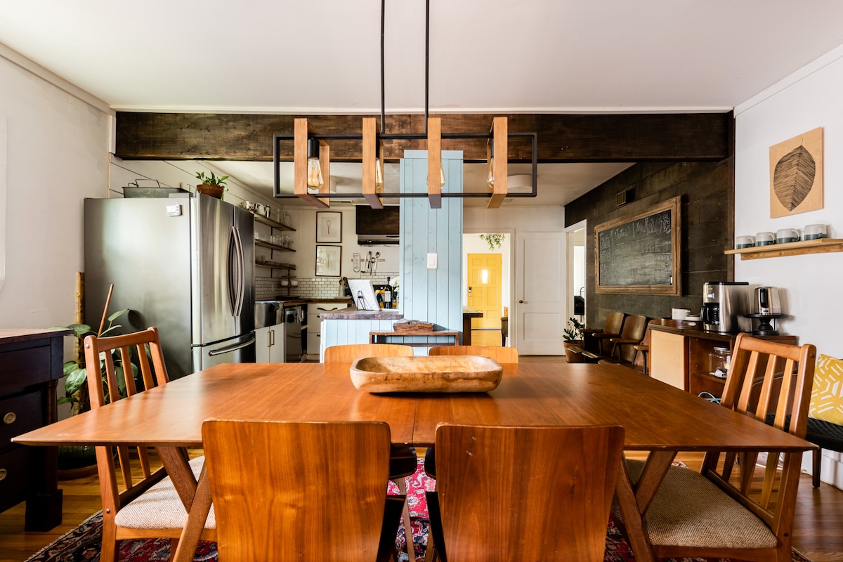Colorful East Austin Bungalow | Patio | Walkable