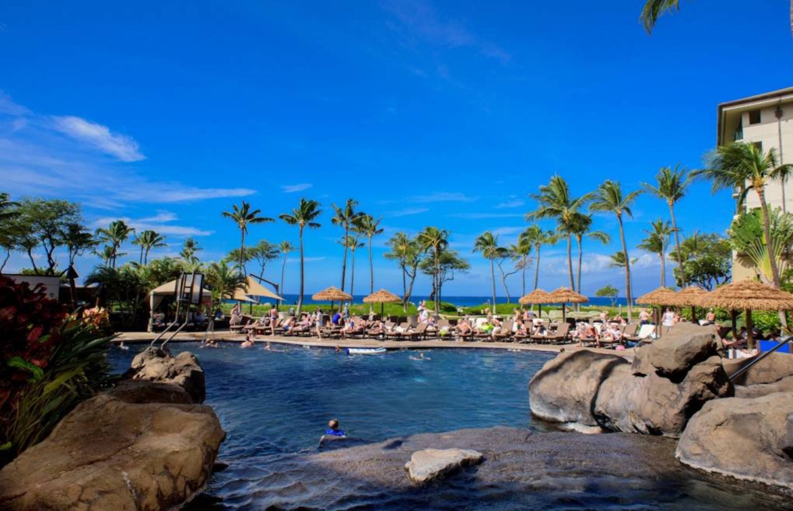 Condo in Lahaina · ★4.9 · 1 bedroom · 2 beds · 1 bath - Image 12